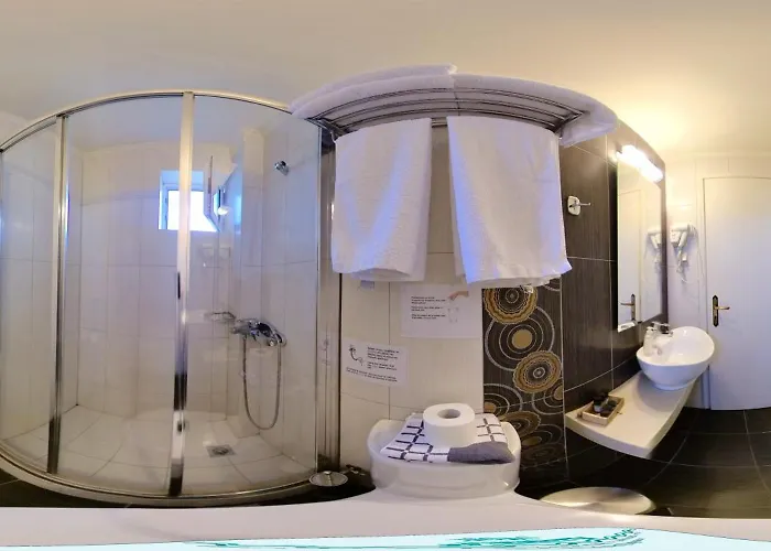 Hotel Afrika 3*